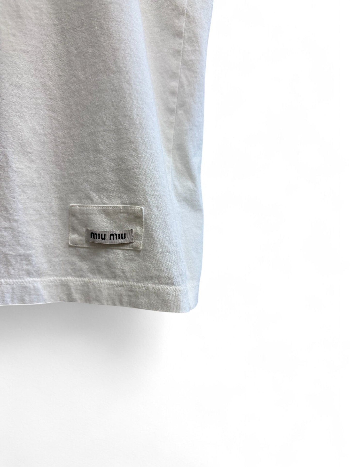 MiuMiu- White Logo Print Cotton Crewneck T-Shirt- L | Retail Price: $390