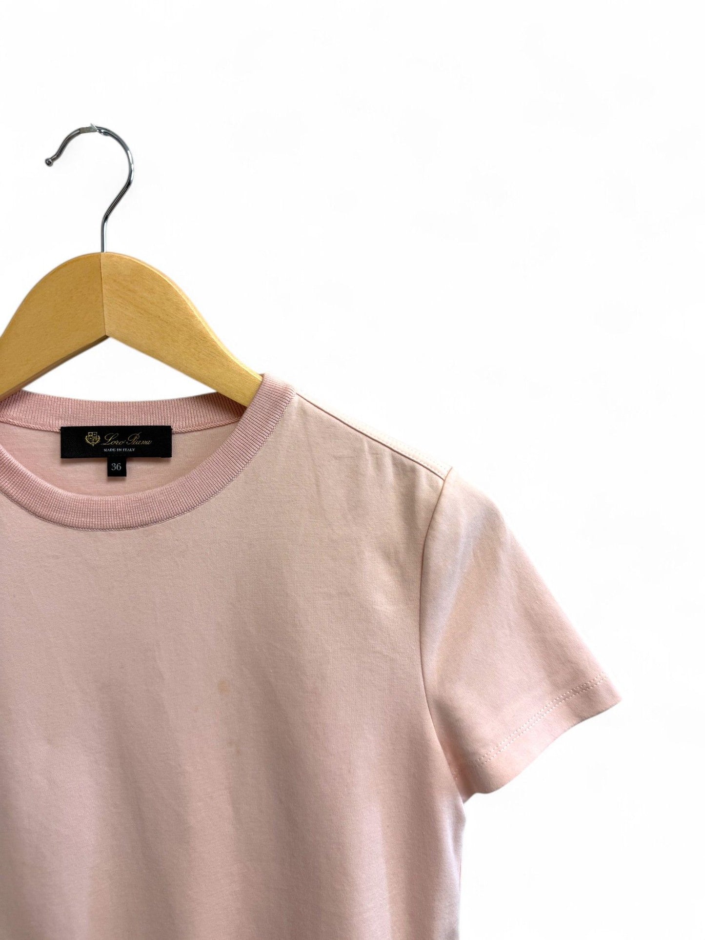 Loro Piana- Pale Pink Crewneck T-Shirt- 36 | Retail Price: $420