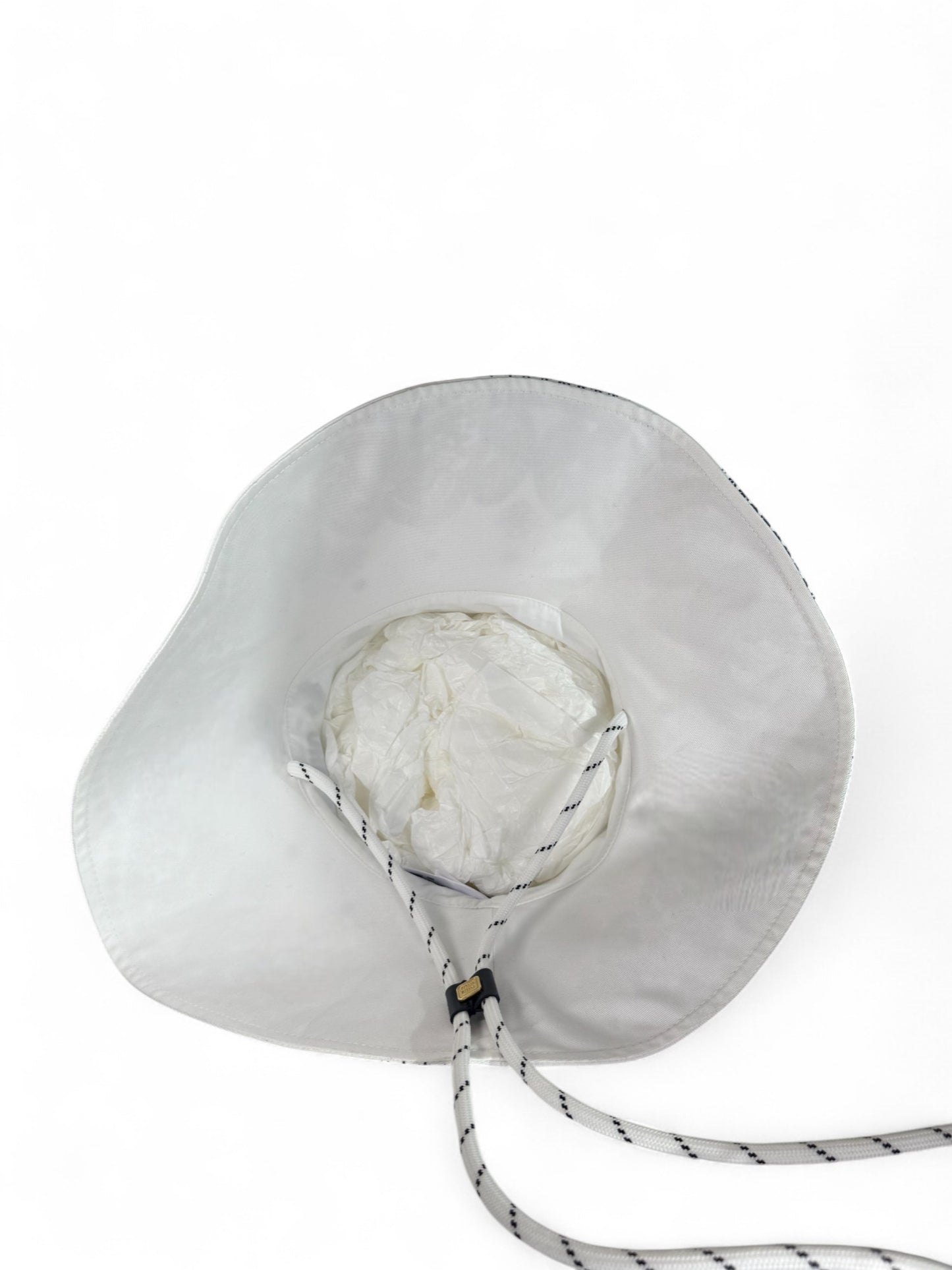 Miu Miu Original Design White Bucket Hat – Retail Price: $780 USD