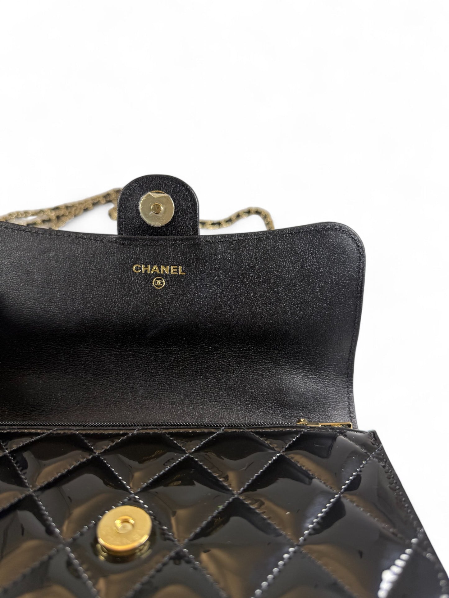 Chanel Black Patent Leather Mini Top Handle Flap Bag – Retail Price: $6,100