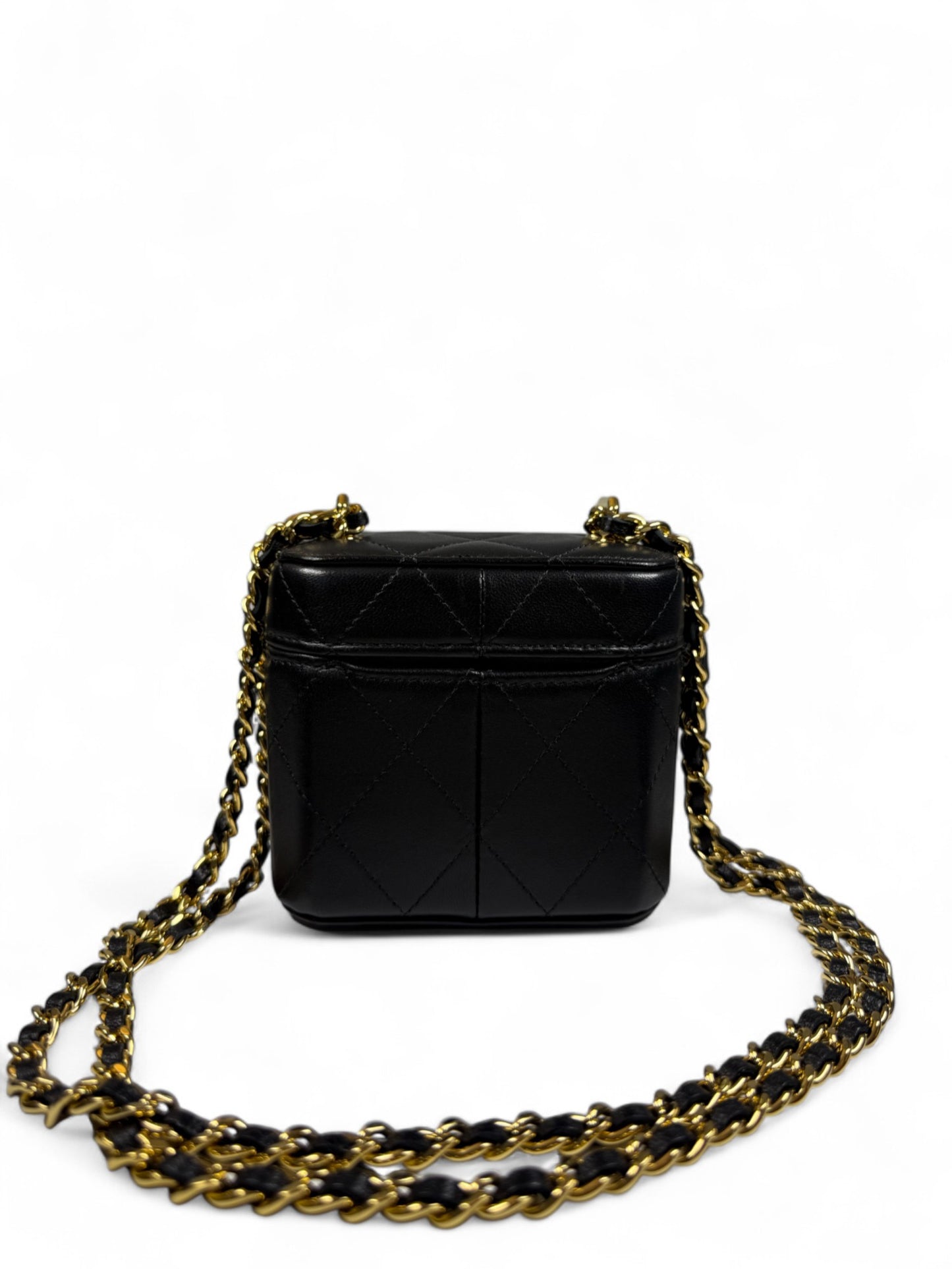 Chanel 23A Gold-Tone Chain Quilted Lambskin Mini Makeup Box Bag – Retail Price: $3,200 USD