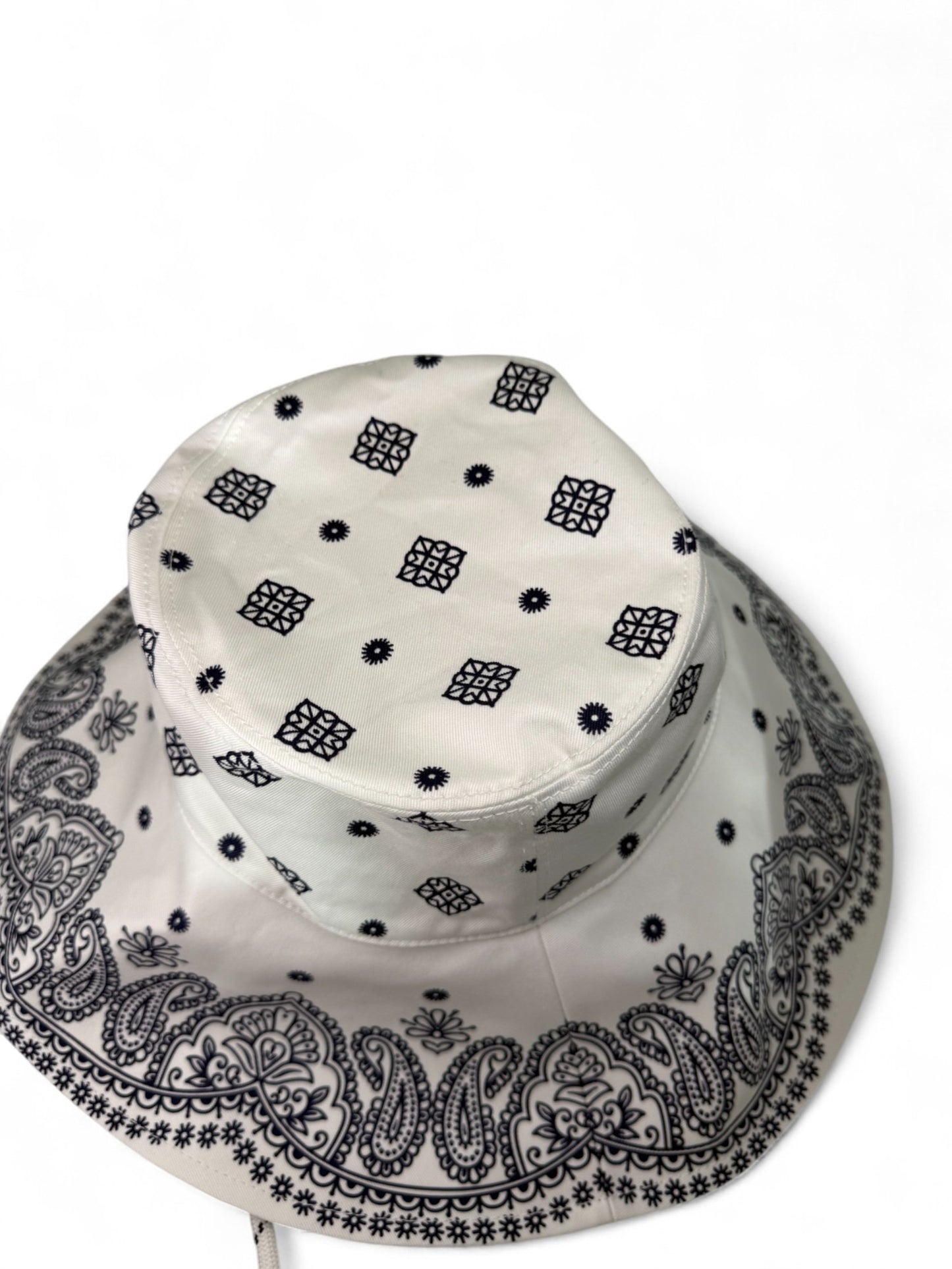 Miu Miu Original Design White Bucket Hat – Retail Price: $780 USD