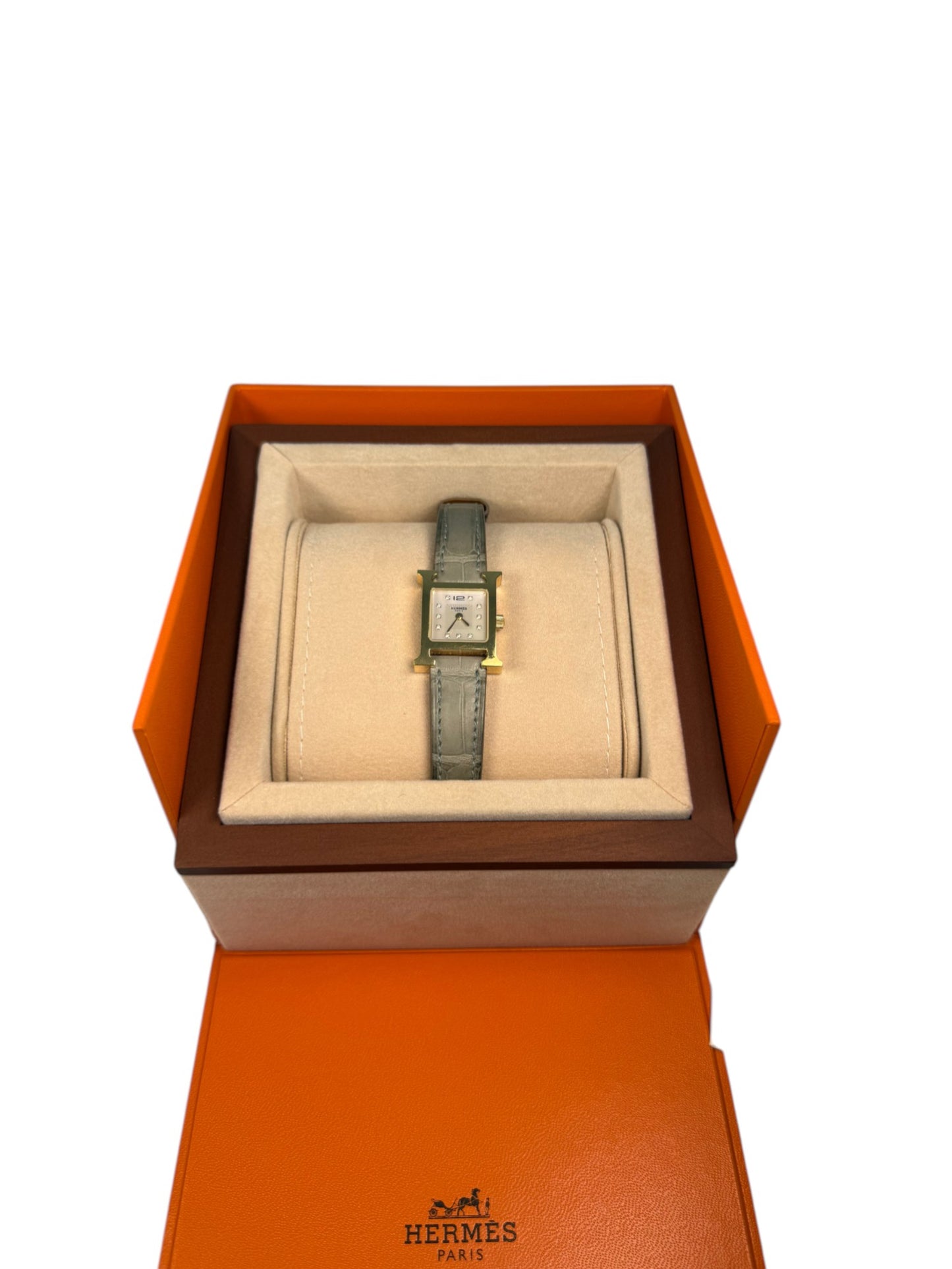 Hermès Silver Dial Quartz Watch – Retail Price: $5,720
