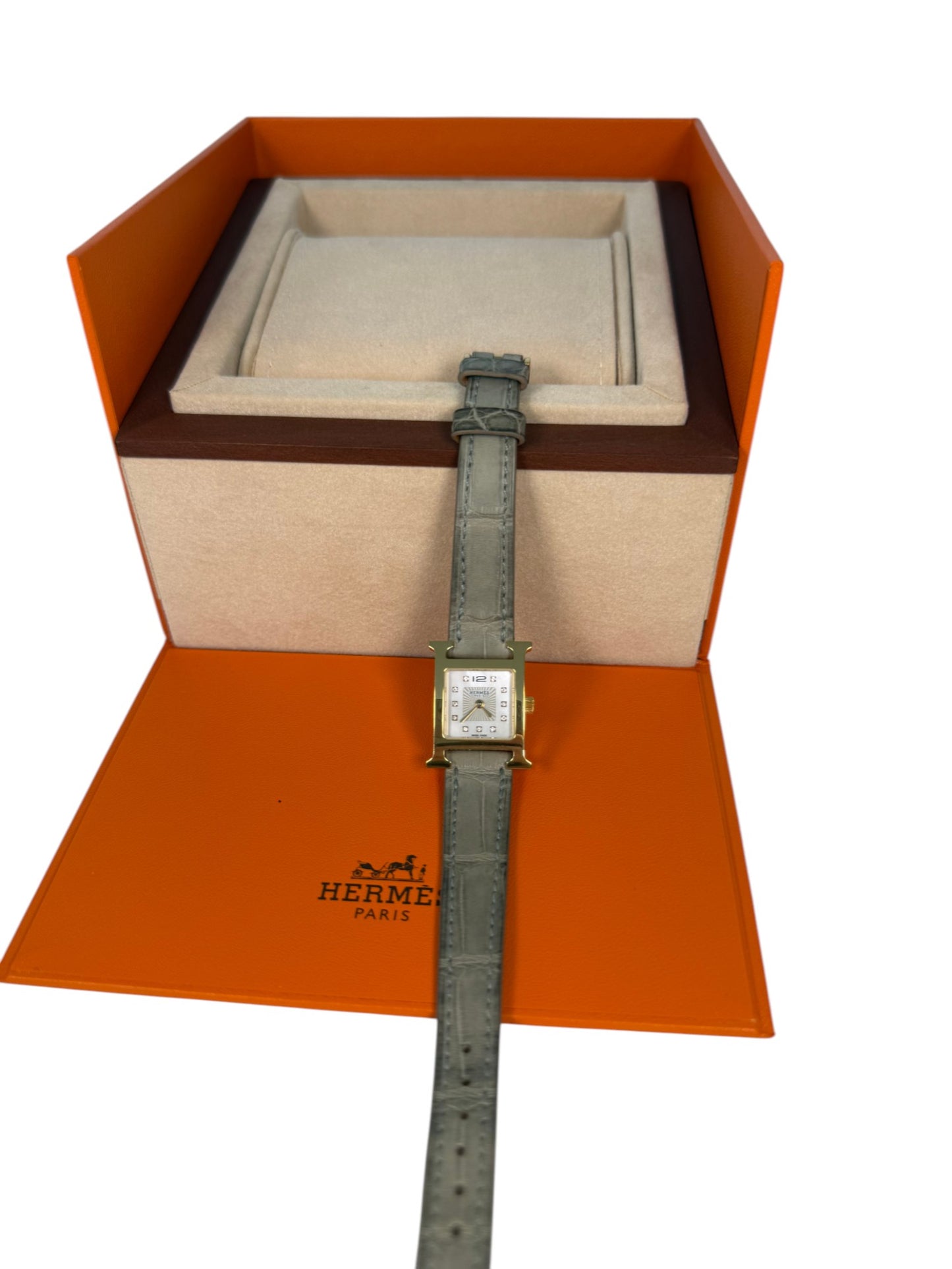Hermès Silver Dial Quartz Watch – Retail Price: $5,720