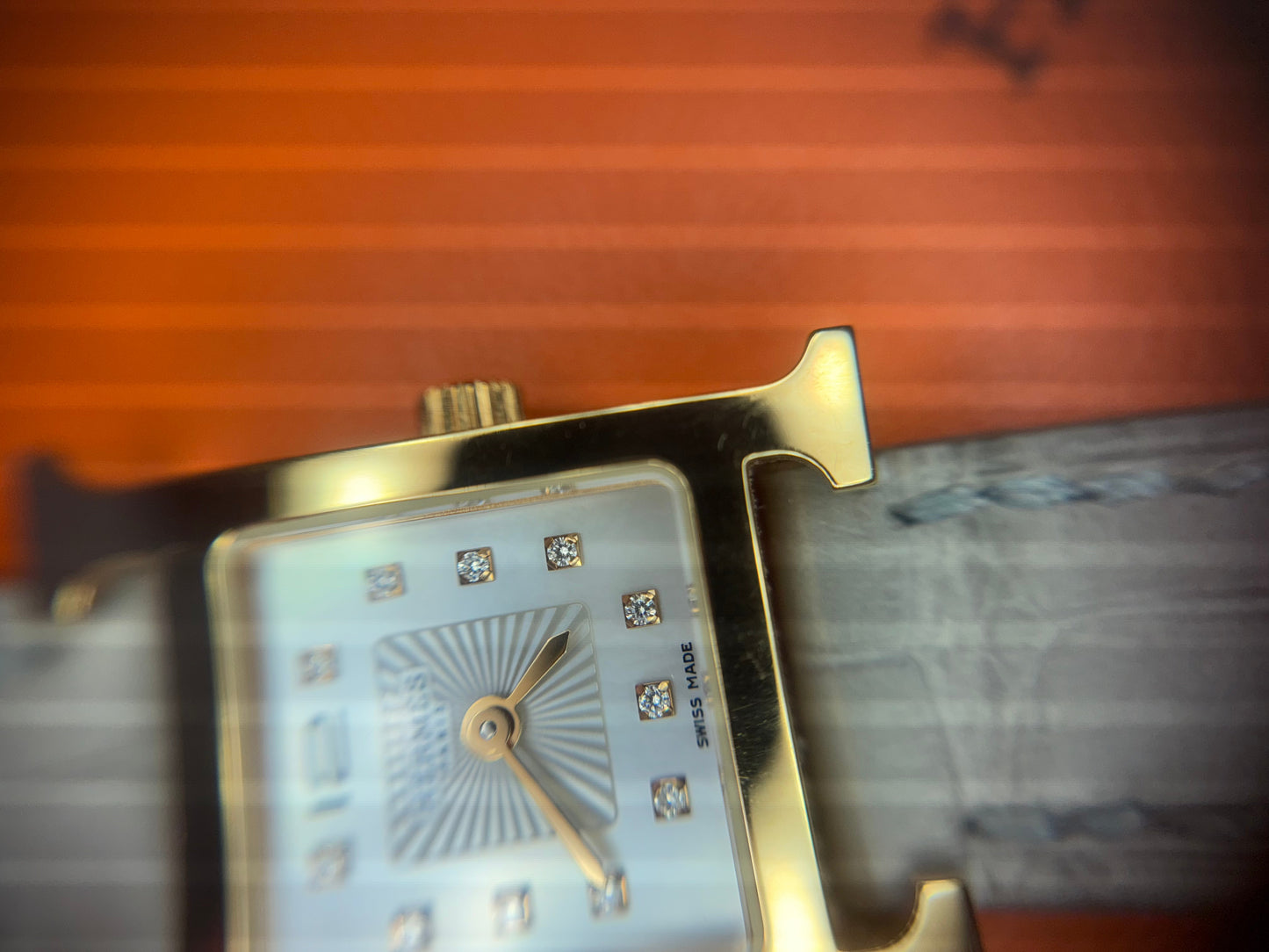 Hermès Silver Dial Quartz Watch – Retail Price: $5,720
