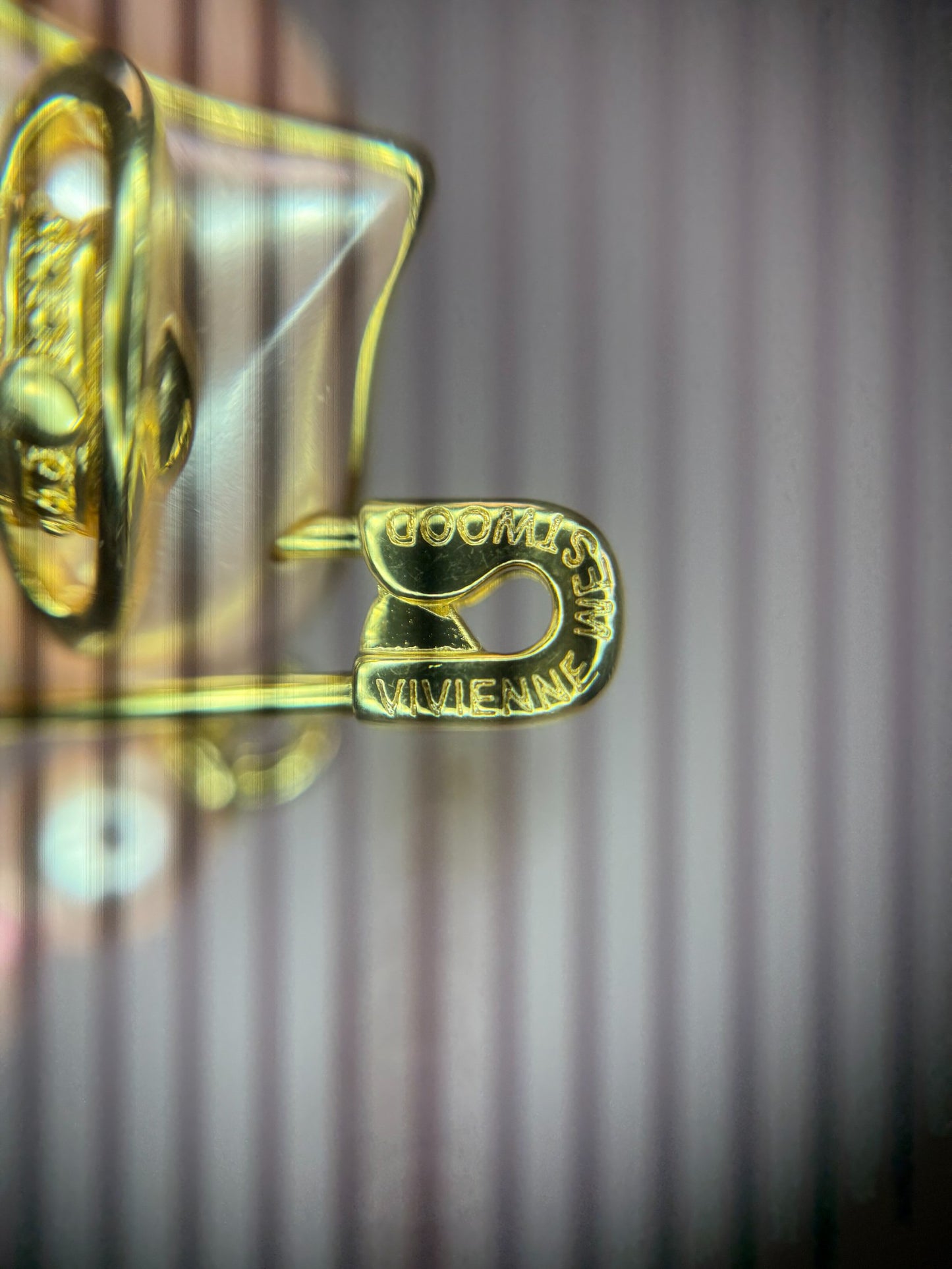 Vivienne Westwood Rose-Gold Pearl Brass Bracelet – Retail Price: $320